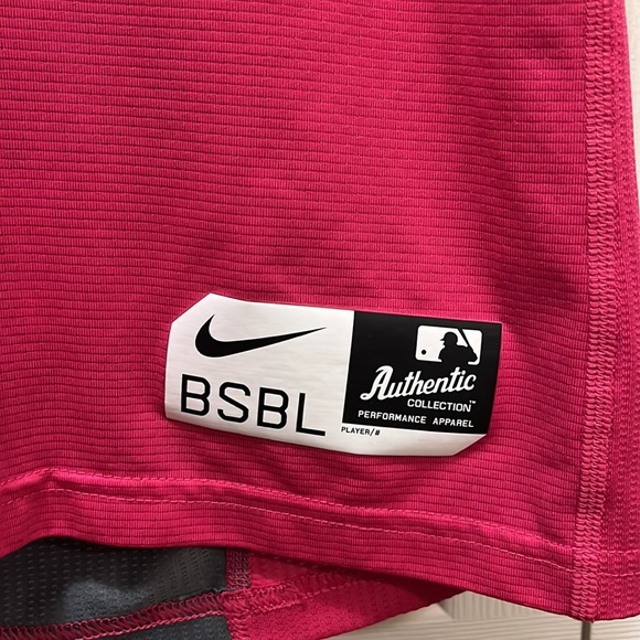 Mets Nike Pro Fitted Tee - Picture 4 of 4